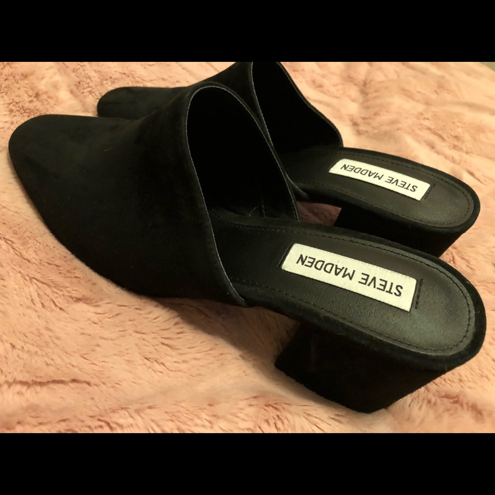 Steve Madden Black Mules